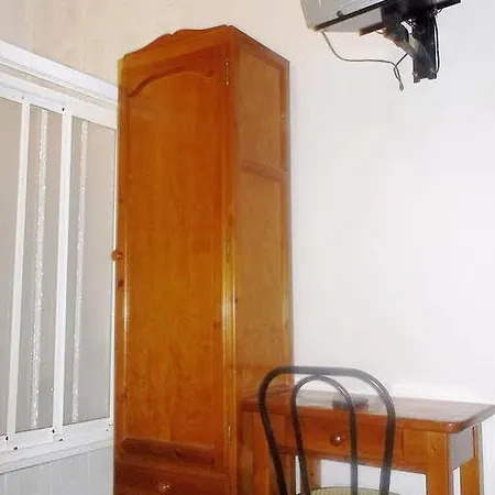 Hidalgo 2 Guest house 3*